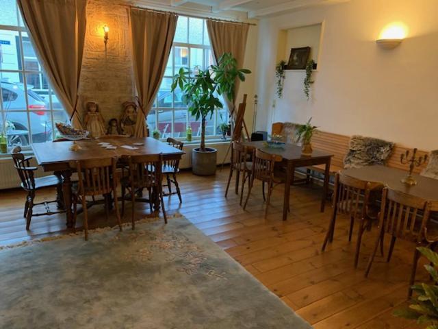 B&B Petit Chateau - Stijlvol Verblijf Centraal Gelegen In Zeeuws Vlaanderen Biervliet Bagian luar foto