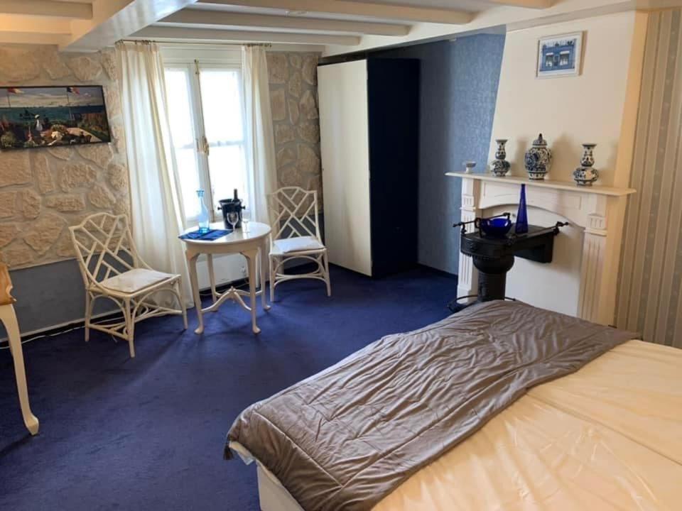 B&B Petit Chateau - Stijlvol Verblijf Centraal Gelegen In Zeeuws Vlaanderen Biervliet Bagian luar foto