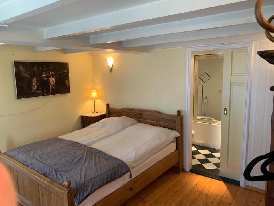 B&B Petit Chateau - Stijlvol Verblijf Centraal Gelegen In Zeeuws Vlaanderen Biervliet Bagian luar foto