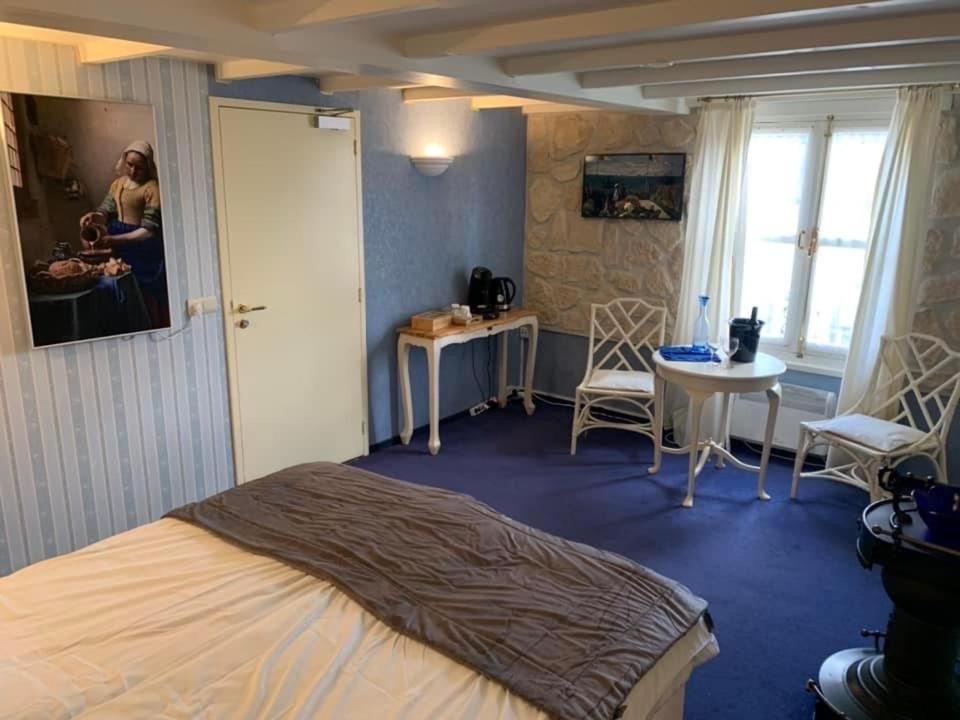B&B Petit Chateau - Stijlvol Verblijf Centraal Gelegen In Zeeuws Vlaanderen Biervliet Bagian luar foto