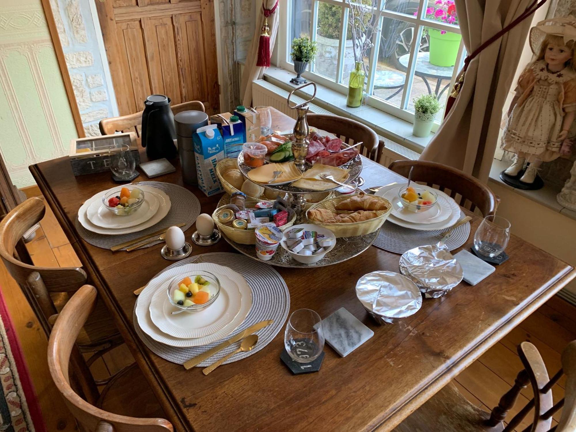 B&B Petit Chateau - Stijlvol Verblijf Centraal Gelegen In Zeeuws Vlaanderen Biervliet Bagian luar foto