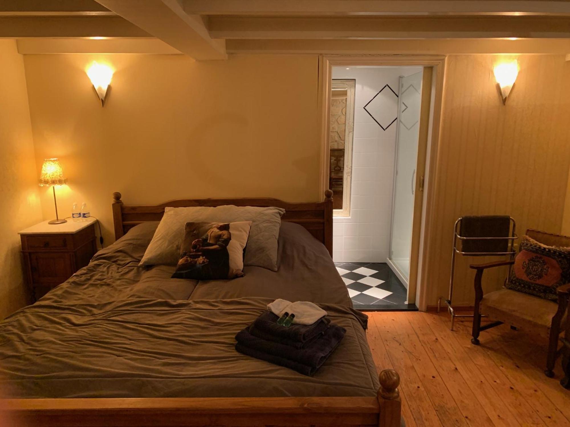 B&B Petit Chateau - Stijlvol Verblijf Centraal Gelegen In Zeeuws Vlaanderen Biervliet Bagian luar foto