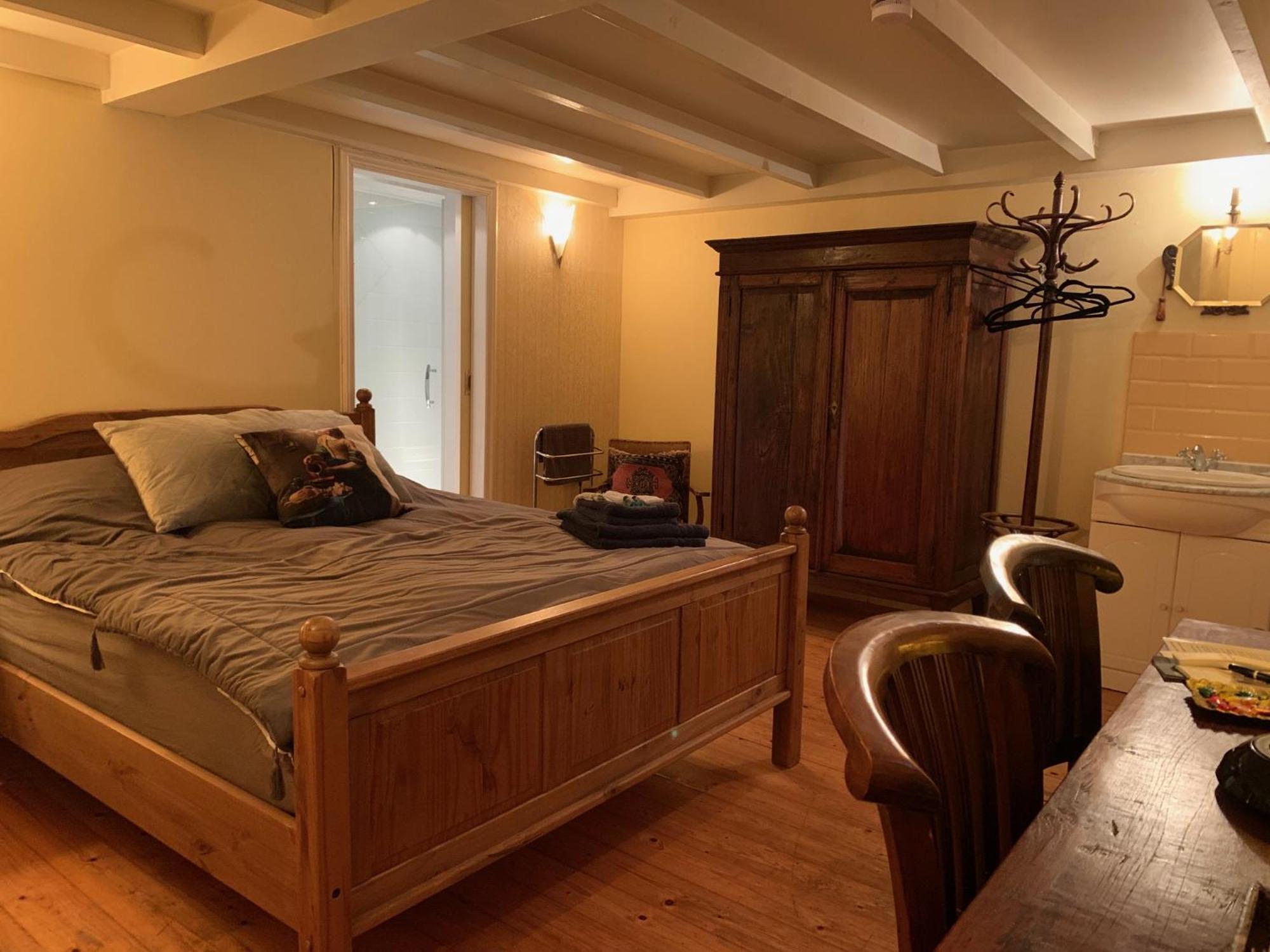 B&B Petit Chateau - Stijlvol Verblijf Centraal Gelegen In Zeeuws Vlaanderen Biervliet Bagian luar foto